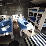 Lägenhetshotell Pakri Parun *