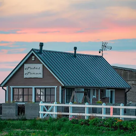 Apartahotel Pakri Parun