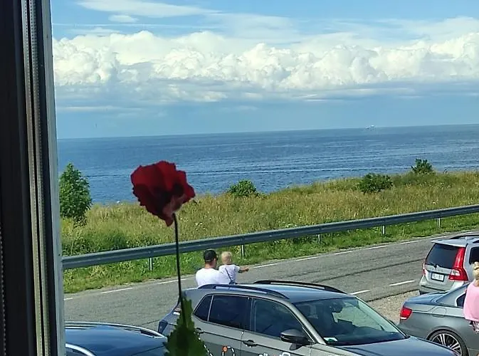 Pakri Parun Apart-hotel *